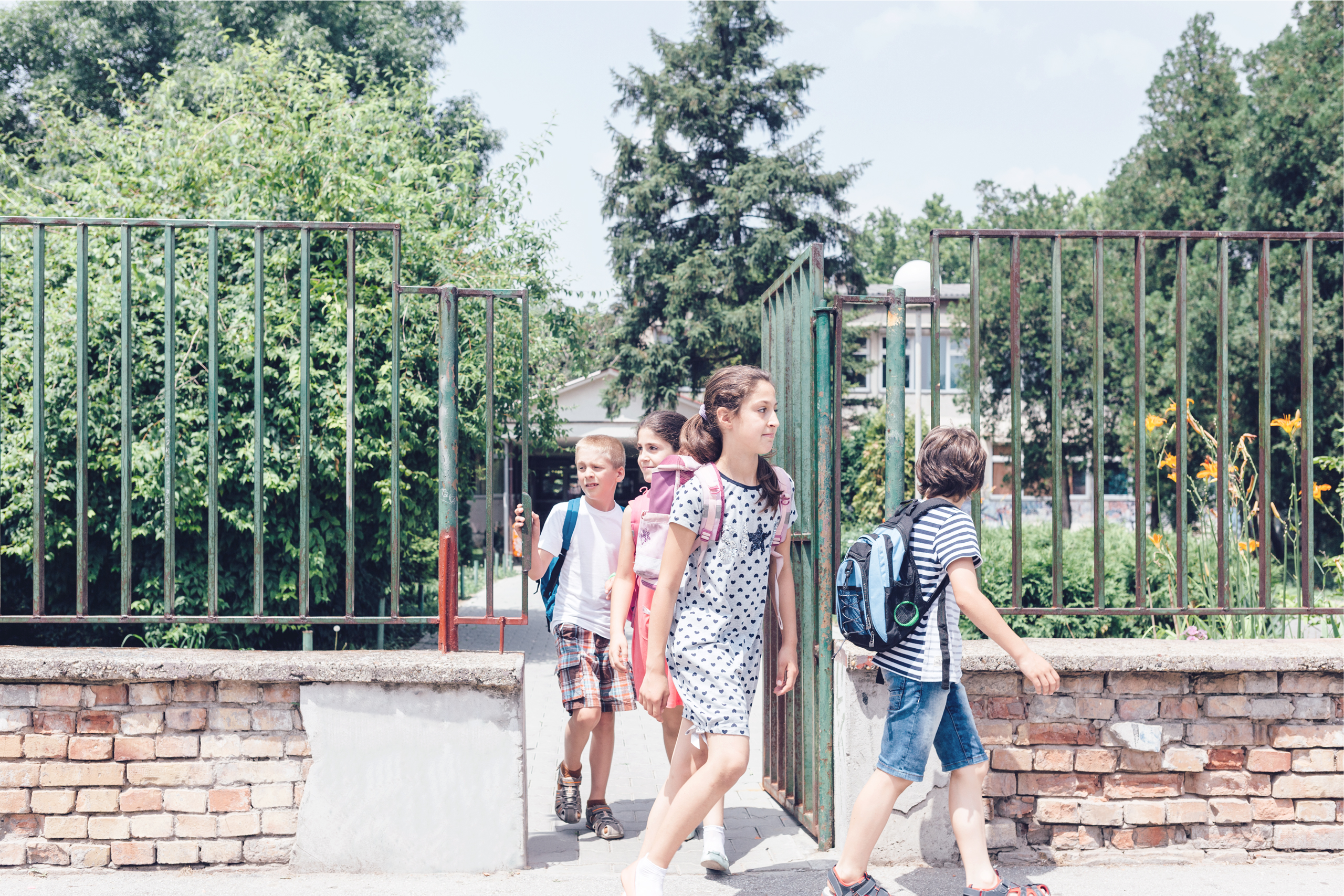 Keep Your Children Safe With 4G GPS Tracking Devices for Kids